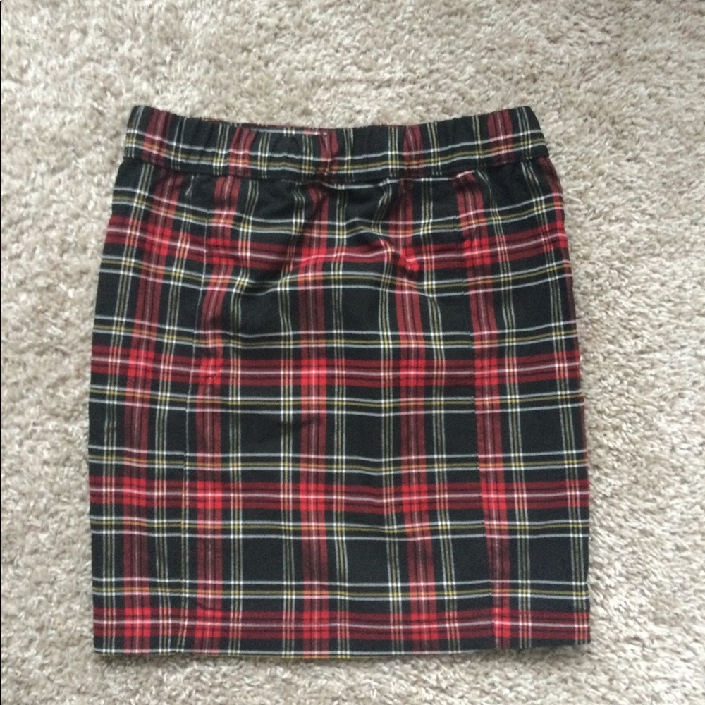 Plaid Mini Skirt - Picture 9 of 9